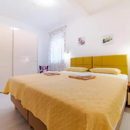 Apartment Stella