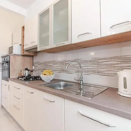 Stella Apartment